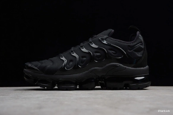 Plus 924453-004 Triple Black Nike Air  VaporMax 0925